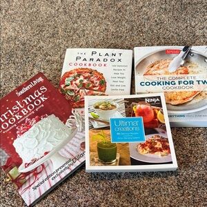 Ninja Ultima Creations Cookbook - White and Blue